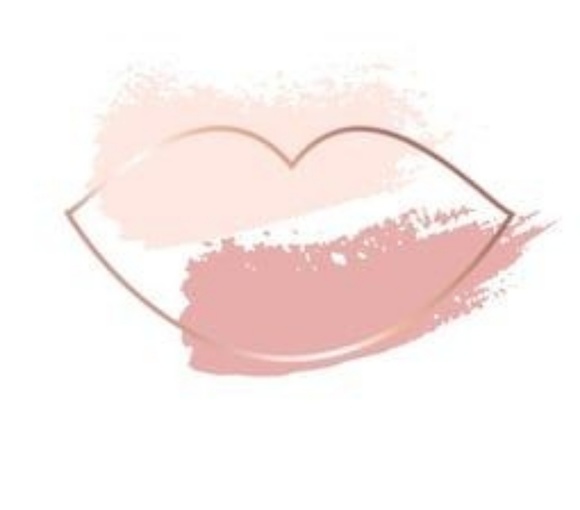 Meet your Posher, Naya - Picture 1 of 1